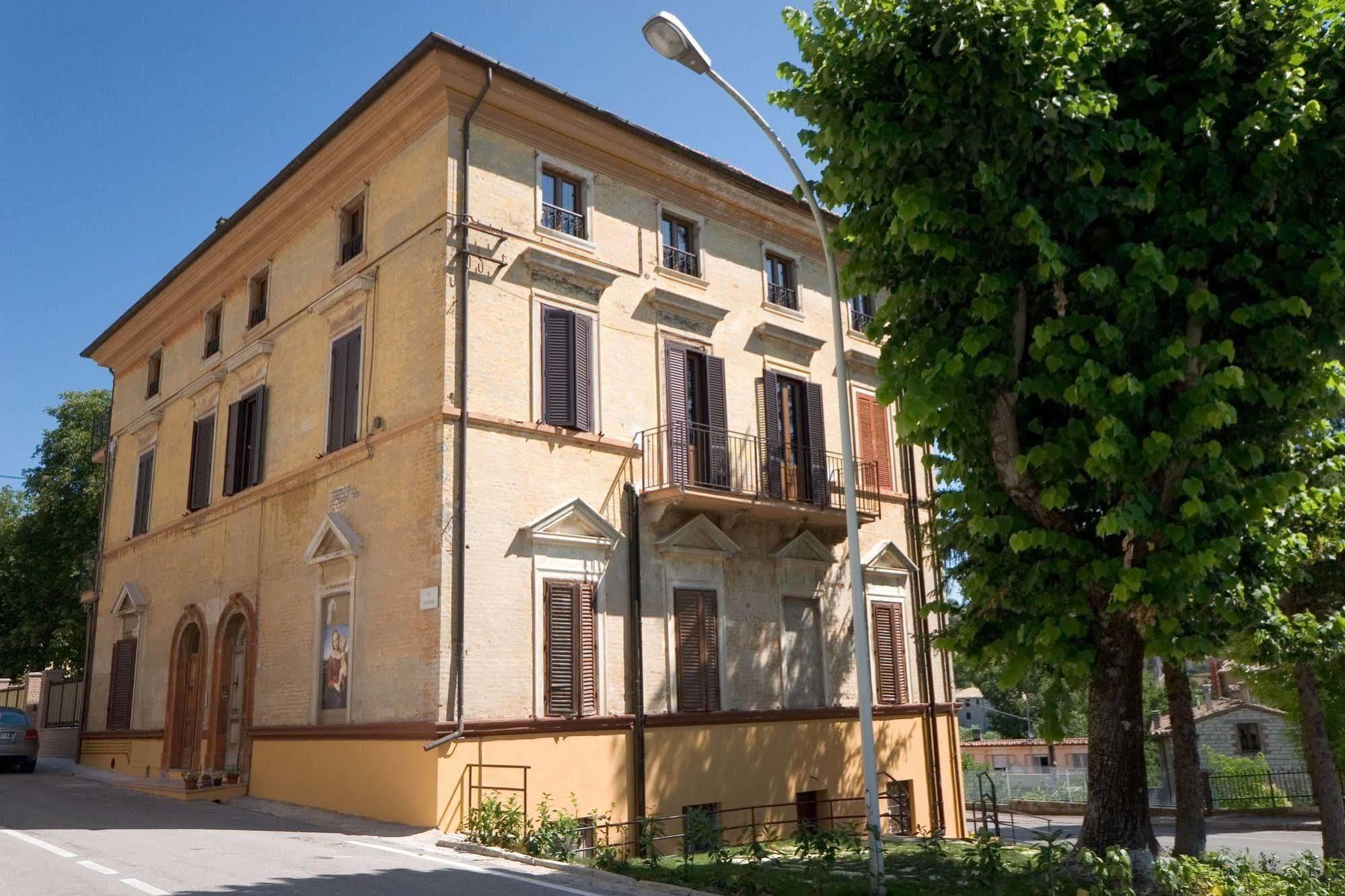 Raffaello Residence Sassoferrato Exterior foto